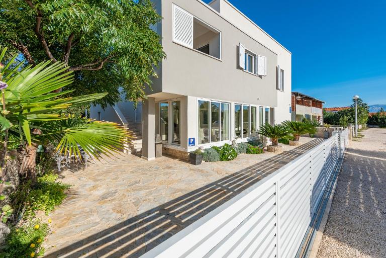 Hibiskus App2 - Bed and Breakfast Vir