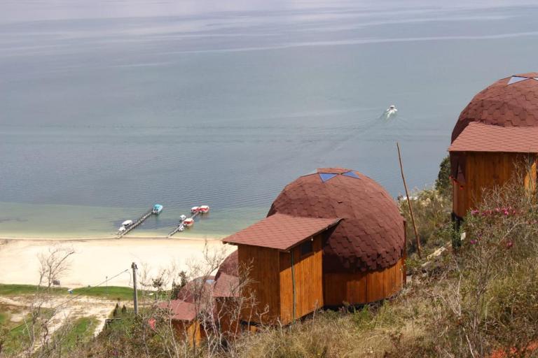 Lago de Tota Playa Blanca-Glamping Kairos - Bed and Breakfast Tota