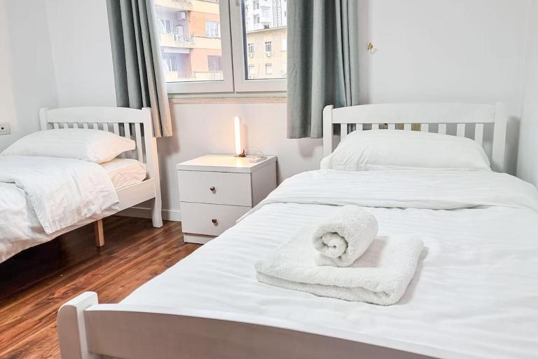 City Center 2BR Apartment - Ferienwohnung Tirana