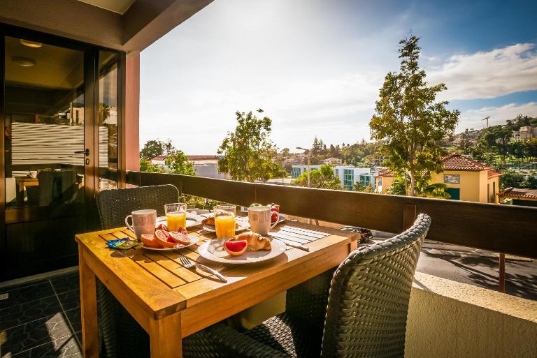 Camoes Apartment by Atlantic Holiday - B&B Funchal