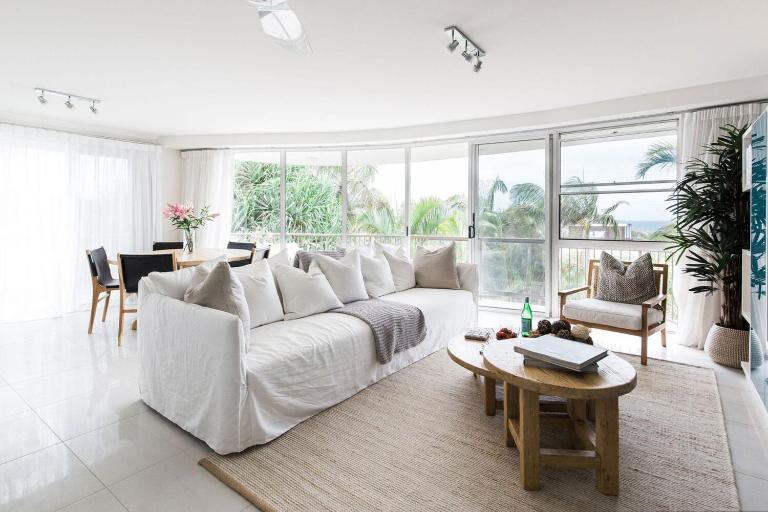 Sunshine Retreat offers Ocean Views and style - B&B Sunshine Beach