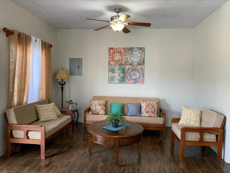 Trincity Apartment - B&B Trincity