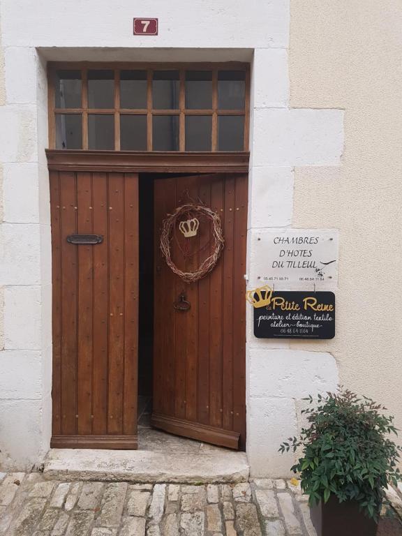 chambres d'hôtes du Tilleul - B&B Nanteuil-en-Vallée