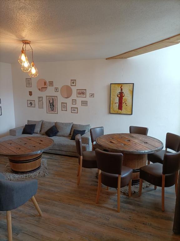 Charmant appartement spacieux avec 3 chambres - B&B Agen
