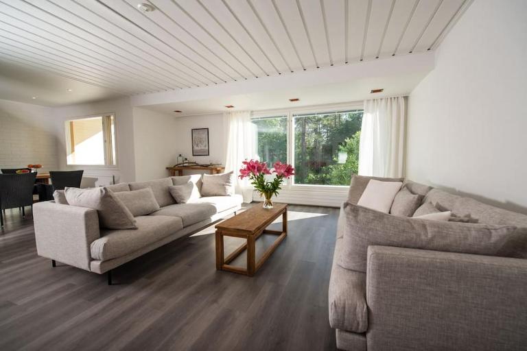 Stella Lapponia Two Floors 200 Sqm - Bed and Breakfast Rovaniemi