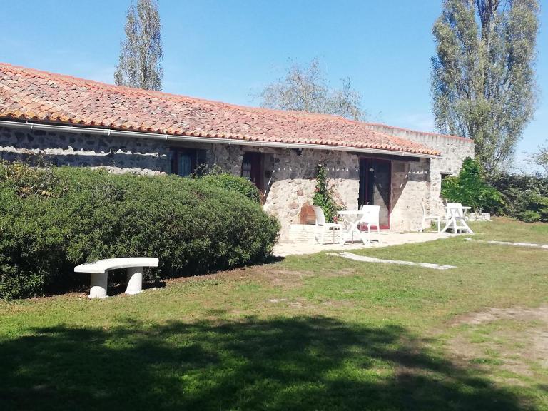 AUBERGE LA BOUCHOLIERE - Chambres d'hôtes Parthenay
