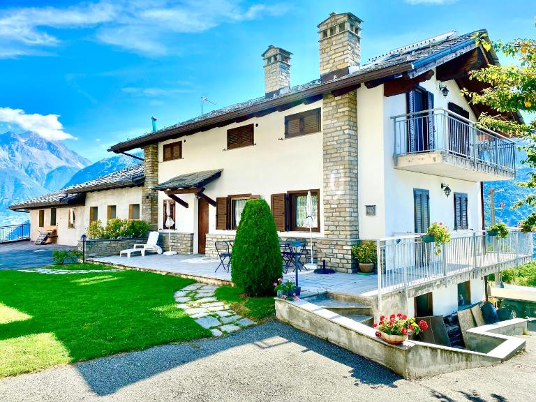 Villa di Charme - Ferienwohnung Gignod