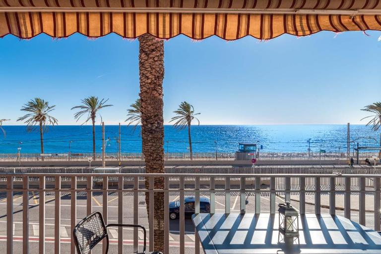 Vistamar Beach 30 min Barcelona - Bed and Breakfast Vilassar de Mar