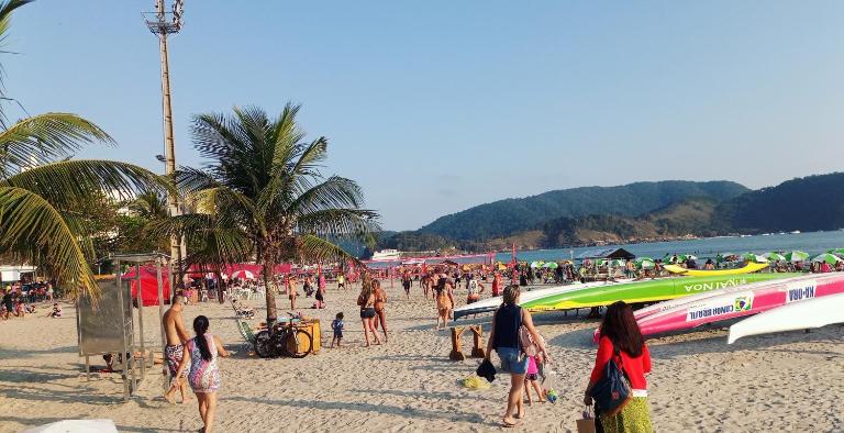 Ponta da Praia amplo 3dorm 3ban frente ao mar - Ferienwohnung Santos