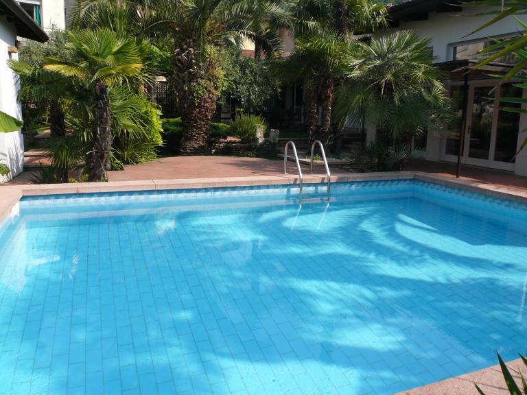 Oasi Holiday Home - B&B Toscolano-Maderno