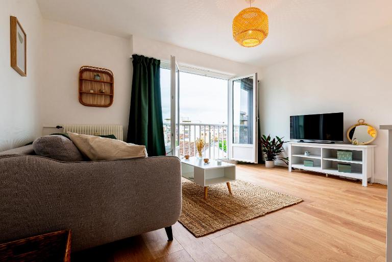 Le Jouvence Cozy - Confort - Zen - Parking gratuit - B&B Dijon