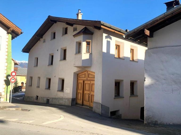Privatzimmer Fasser in Müstair- Zentrale Lage - Bed and Breakfast Müstair