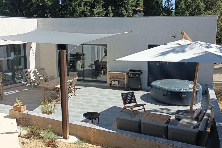 Magnifique villa avec piscine, jacuzzi et billard - B&B Limoux