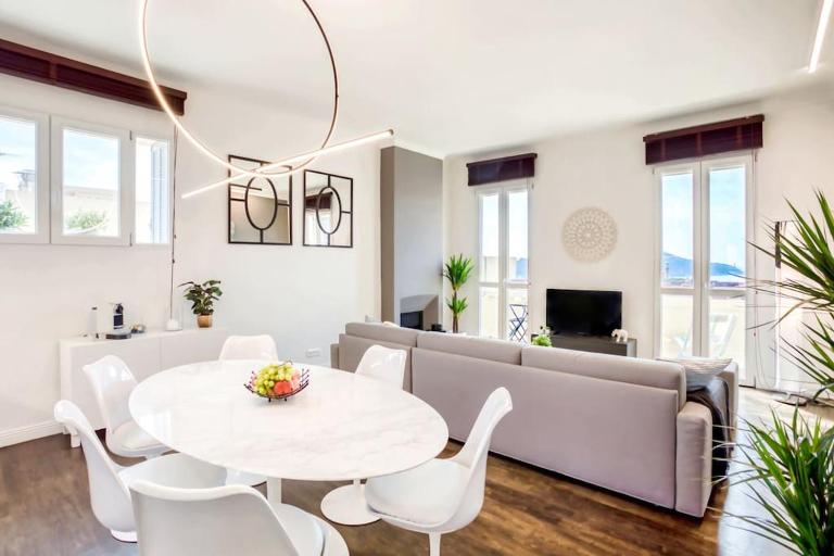 #24 Staywiz us - Marie-Claire Suite Sea view balcony AC 5min port - B&B Villefranche-sur-Mer