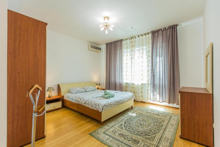 Ablayhana 92 Aparataments - B&B Almatý