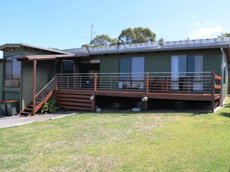 Hazards House - B&B Coles Bay