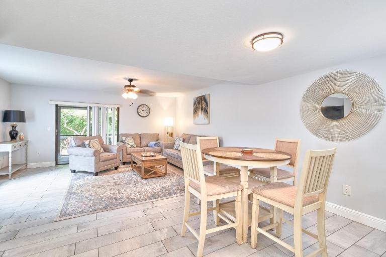 South Tampa Retreat Fenced Yard, Top Location! - B&B Tampa