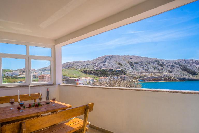 Krste perfect accommodation with a beautiful view - Ferienwohnung Metajna