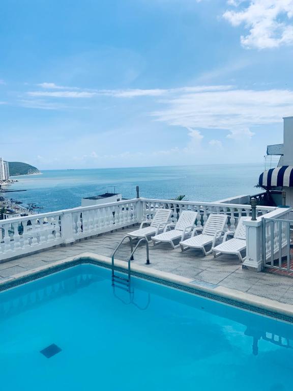 Apartamento Excalibur 11B junto al mar by 4Olas - B&B Gaira