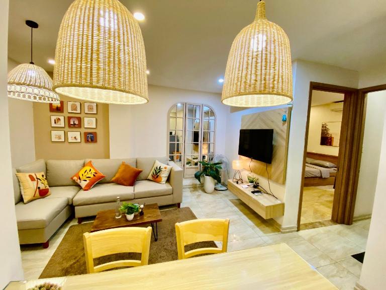 LaHomestay Phủ Doãn - B&B Hanoi