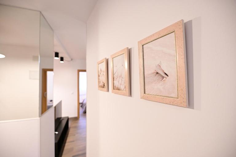 4 Mares Apartamentos M - B&B Lloreda