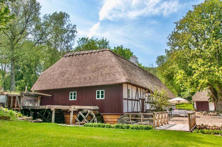 Lillemøllens bed & breakfast - B&B Ørbæk