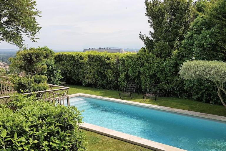 VM - Villa Magnanarelle - Maison de charme Provence Villeneuve les Avignon - Piscine , Climatisation & Vue exceptionnelle - Bed and Breakfast Villeneuve-lès-Avignon
