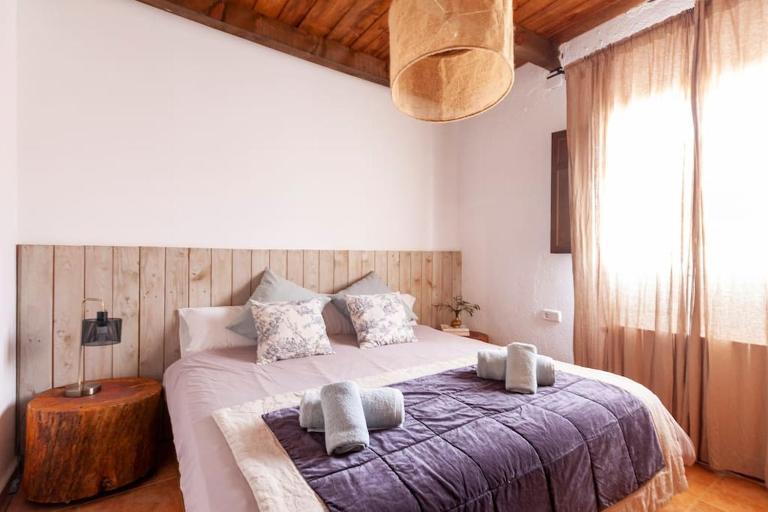 LOS TILOS Casa rural en el campo. - B&B Tordera