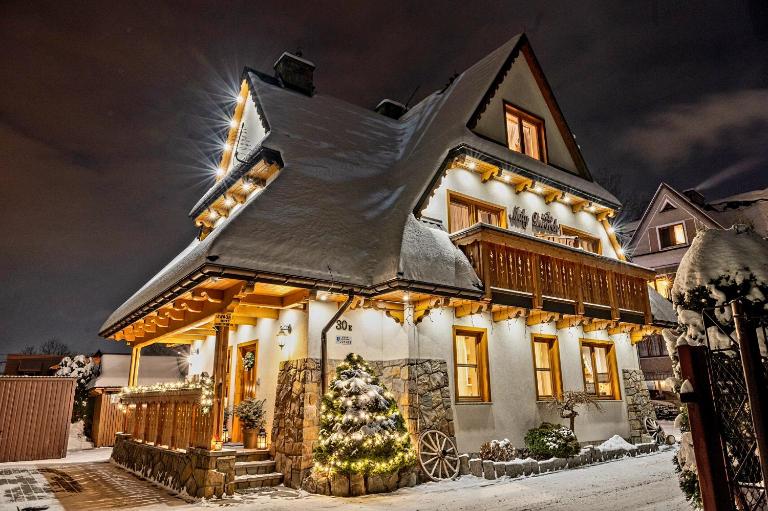 Willa Mały Dworek - B&B Zakopane