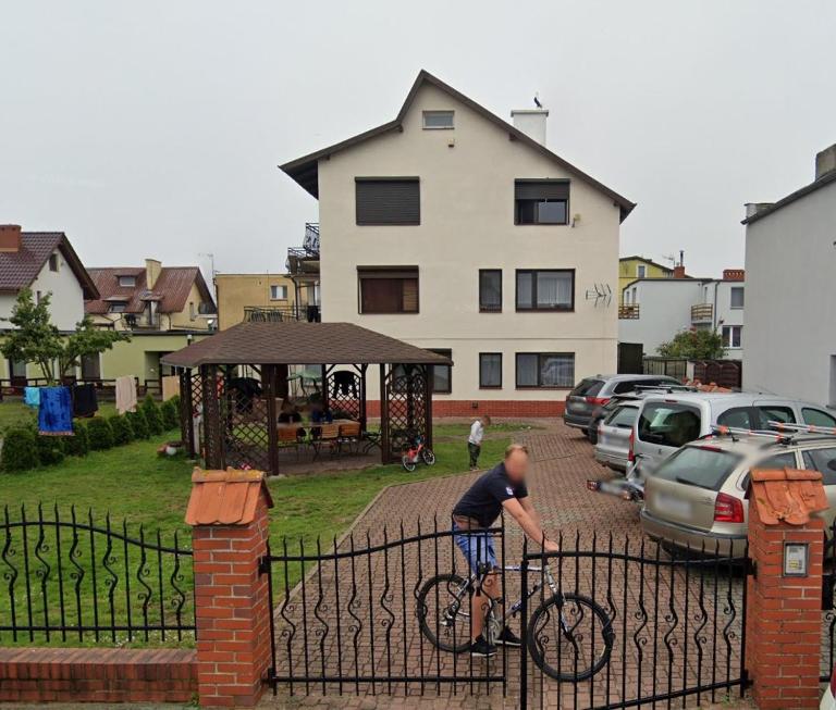 Sztormowa 13 - Bed and Breakfast Chałupy