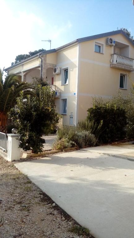 APARTMAN PALMA - Chambres d'hôtes Vir