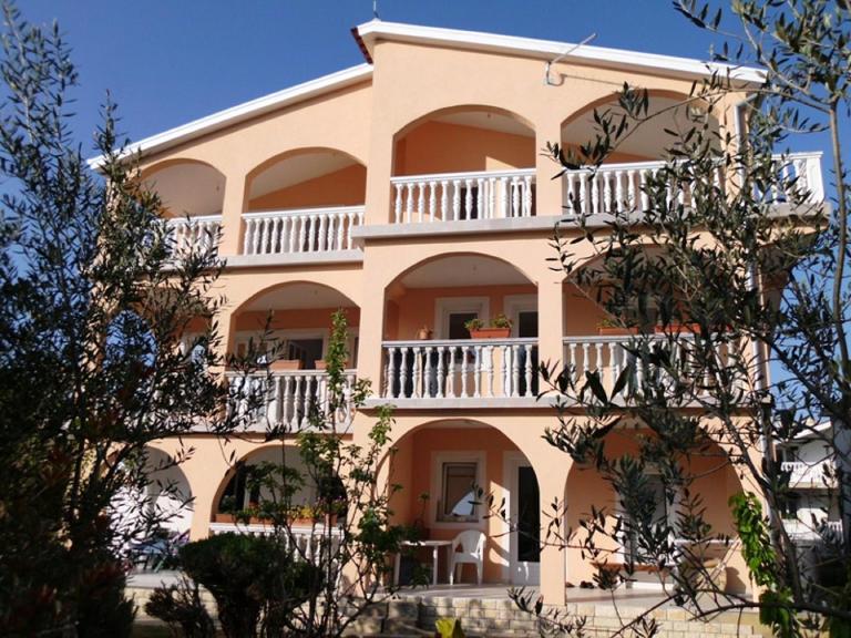 Apartments Dujlovic - B&B Privlaka