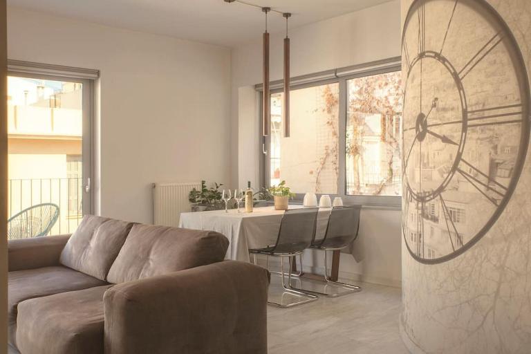 Luxury Apt with Parking-Living Stone Silver - B&B Atene