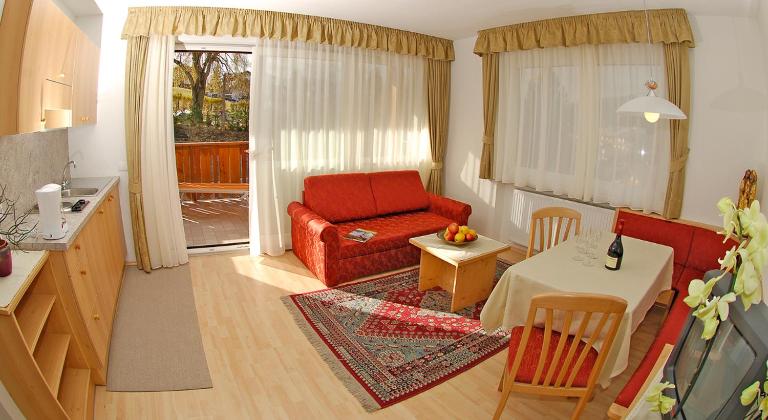Haus Ploner - Chambres d'hôtes Castelrotto