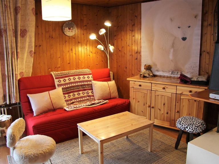 Appartement T2 Centre Village avec Balcon & Cheminée, Proche Piscine et Pistes - FR-1-459-72 - B&B La Clusaz