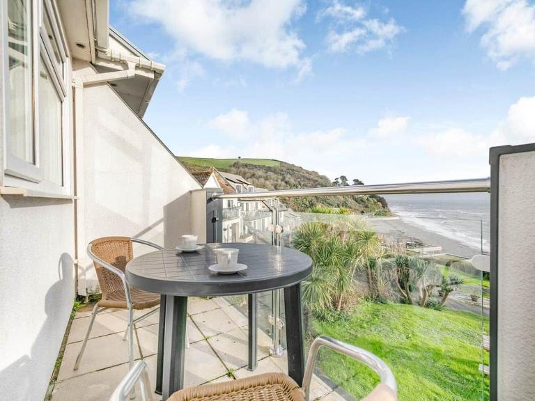 Beach View - Mount Brioni - B&B Downderry