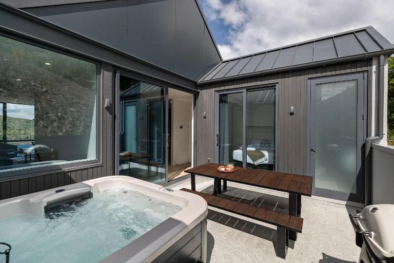 Wai Maunga Villa - Bed and Breakfast Queenstown