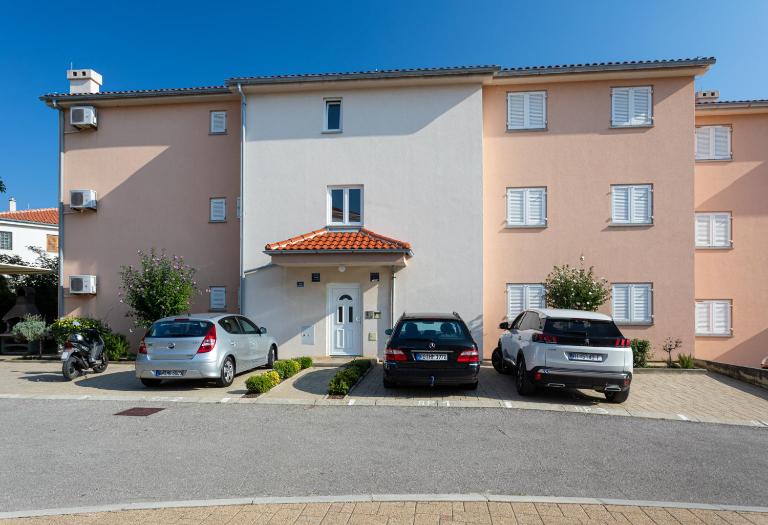 Apartments Crnekovic IV - Chambres d'hôtes Baška