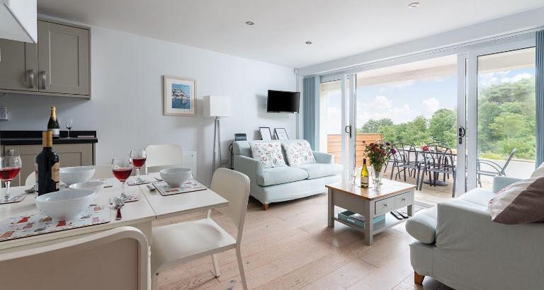 Sandpiper 3 - The Cove - Stunning views, Heated Pool, Allocated Parking - Chambres d'hôtes Brixham