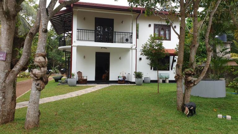 Chenu Villa Hikka - Ferienwohnung Hikkaduwa