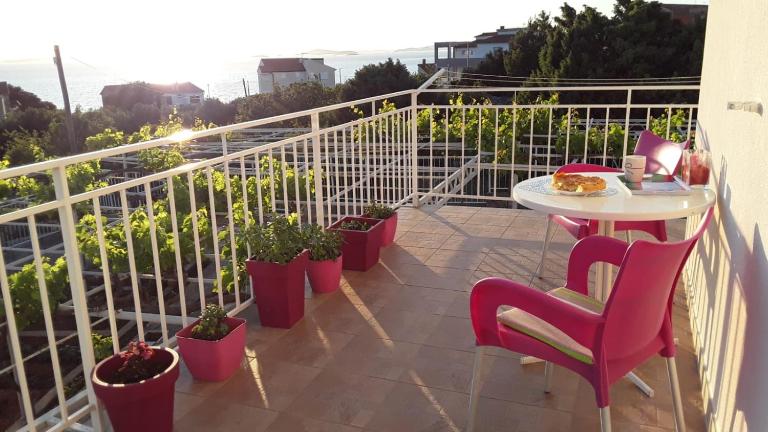 Nada - B&B Primošten