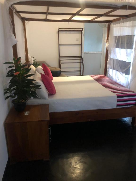 Hiriketiya New Radiant House & Dorm Room - B&B Horagoda