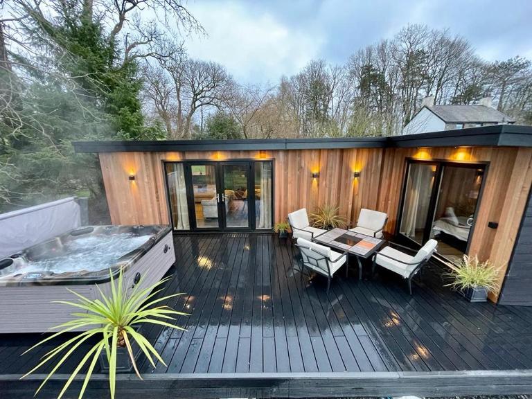 The Cabin@TyddynUcha - Ferienwohnung Caernarfon