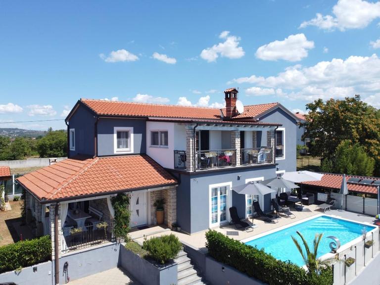 LAVANDA house with apartments - B&B Buje