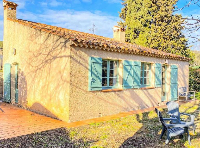 Lou Jas, maison de charme, à 1 km de la mer - B&B Cassis