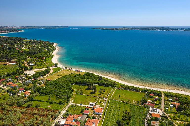 Traumhafte Strandfinca mit eigenem Zugang zum Strand und Klima, WLAN, BBQ - Ferienwohnung Peroj