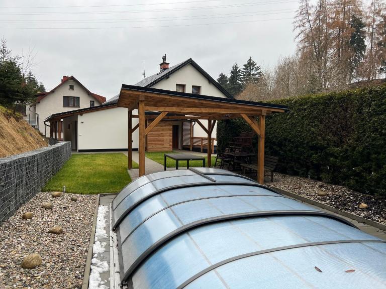 Ember Private Chalet & Spa - Chambres d'hôtes Vrchlabí