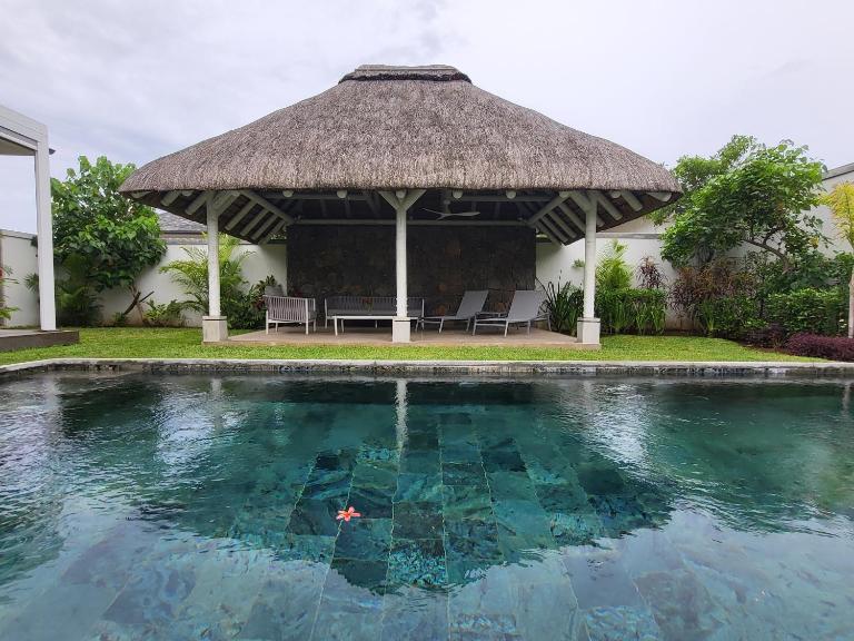 Villa de Luxe à Grand Baie avec piscine V12 - B&B Grand Baie