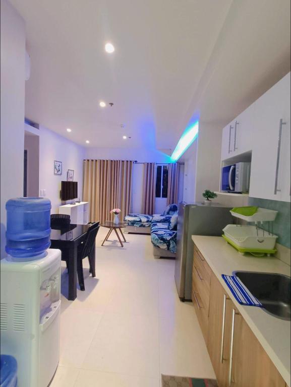 Matina Enclaves 2BR with Wifi Near SM Mall - B&B Davao