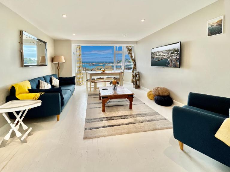1 Dolphin Court, Brixham - B&B Brixham